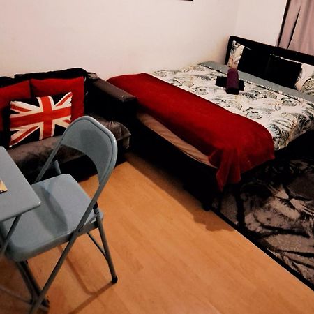 Merciful King Room, In Zone 2-3 London Room photo