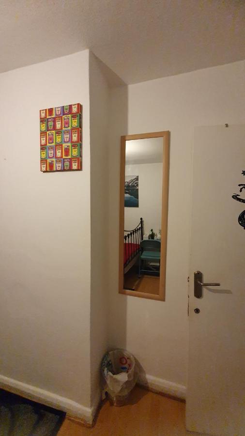 Merciful King Room, In Zone 2-3 London Exterior photo