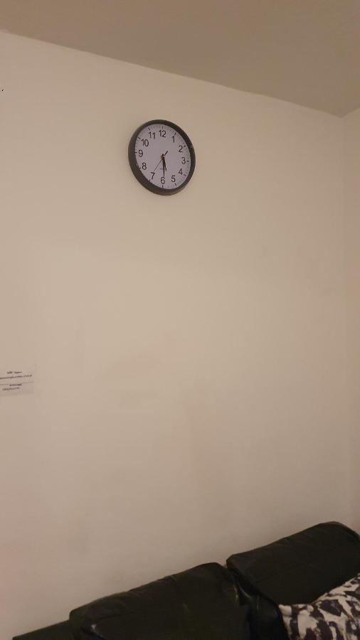 Merciful King Room, In Zone 2-3 London Exterior photo
